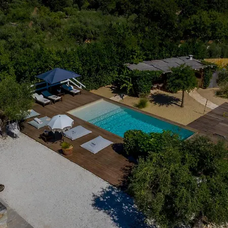 Trullo Premium Avec Piscine & Corner *